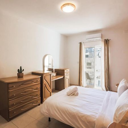 Sliema 3 Bedrooms Apartment Εξωτερικό φωτογραφία